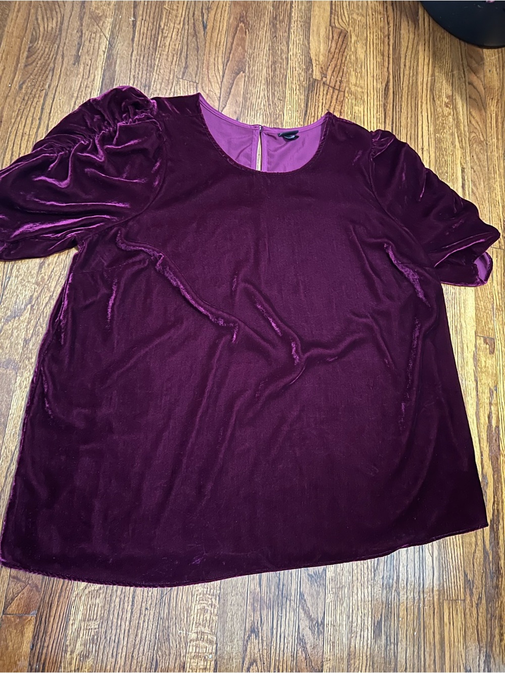torrid Velvet Puff-Sleeve Tee - Burgundy